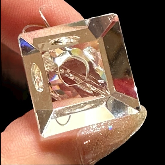 Set of 3 Miniature Crystal Figurines on Display Mirror Plate - Picture 5 of 15